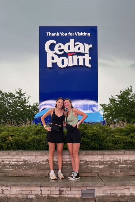 Cedar Point Outfit, Roller Coaster Outfit, Cedar Point Roller Coasters, Cedar Point, Roller Coasters, Outfit Aesthetic, Roller Coaster, Outfits Aesthetic, Coasters