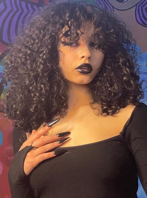 Short Hair Inspiration, Afro Goth, Trendy Short Hairstyles, Afro Punk Fashion, Goth Subculture, Alt Makeup, Goth Hair, Brown Skin Makeup, Alt Girls