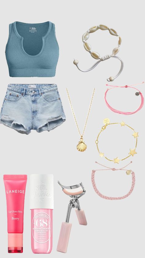 Sarah Cameron Outfits Ideas, Obx Outer Banks Outfits Sarah, How To Dress Like Sarah Cameron, Sarah Cameron Outfits Aesthetic, Sarah Cameron Inspired Outfits, Sarah Obx Outfits, Sarah Outer Banks Outfits, Sara Cameron Outfits, Sarah Cameron Style