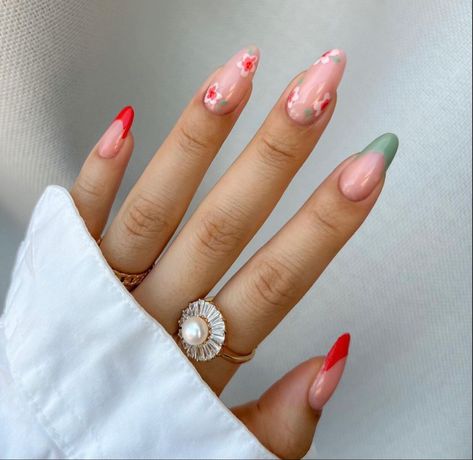 Flowers Nail Art, Nail Art Inspo, Green Nail Art, Pink Gel Nails, Green Nail, Minimal Nails, Short Acrylic Nails Designs, Short Acrylic Nails, Flower Nails