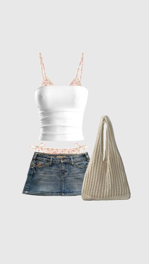 Tube Top Beach Outfits, Tube Top Outfit Summer, Tube Skirt Outfit, Tube Top And Jeans, Tube Outfit, Summer Tube Top, Holiday Bikinis, Bathing Suit Outfits, Tube Top Outfits