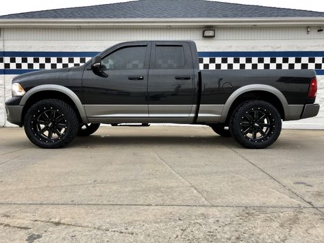 2011 Dodge ram 1500. 2 1/2” leveling kit.. 22s on 35s. Hemi with cold air, and a diablo sport tune. Dodge Ram 2010, Ram 1500 Custom, 2013 Ram 1500, Lifted Ram, Custom Pickup Trucks, Truck Ideas, Gmc Canyon, Dodge Trucks, Ram Trucks