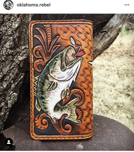 Tooled leather bass fish Mens Tooled Leather Wallet, Tooled Leather Ideas, Leather Tooling Ideas, Leatherworking Patterns, Tooled Leather Phone Case, Handmade Leather Work, Leather Working Projects, Custom Leather Work, Leather Inspiration