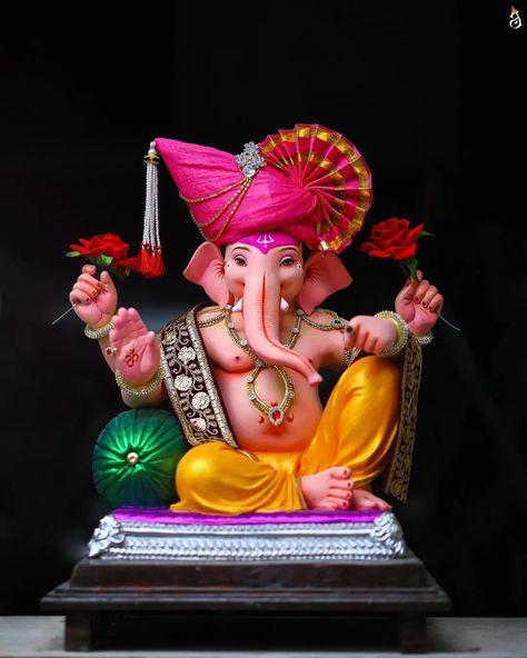 Eco Friendly Ganpati Decoration, Clay Ganesha, Ganpati Bappa Photo, Ganapati Decoration, Shri Ganesh Images, Baby Ganesha, Ganesh Chaturthi Images, Ganesh Wallpaper, Ganpati Decoration Design