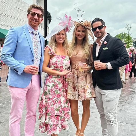 Derby 150: the best clients wearing #TheHatGirls 👒🥰❤️ ✨ Featured Milliner of Kentucky Derby 149 & 150 ✨ #kyderby #derby150 #millinery #louisville #hatgirls #thehatgirls #derbyfashion Kentucky Derby Couples Outfits, Kentucky Derby Outfit For Women, Mom Prom, Kentucky Derby Outfit, Derby Fashion, Ky Derby, Derby Outfits, Womens Outfits, Kentucky Derby Hats