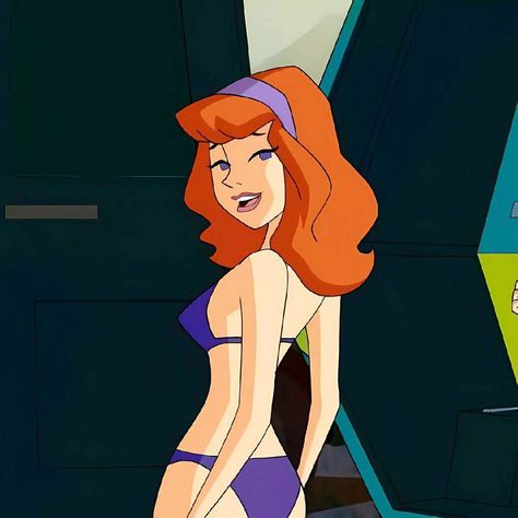 Red Head Cartoon, Daphne And Fred, Daphne From Scooby Doo, Scooby Doo Mystery Inc, Arte Pin Up, Scooby Doo Images, Scooby Doo Mystery Incorporated, Daphne And Velma, New Scooby Doo