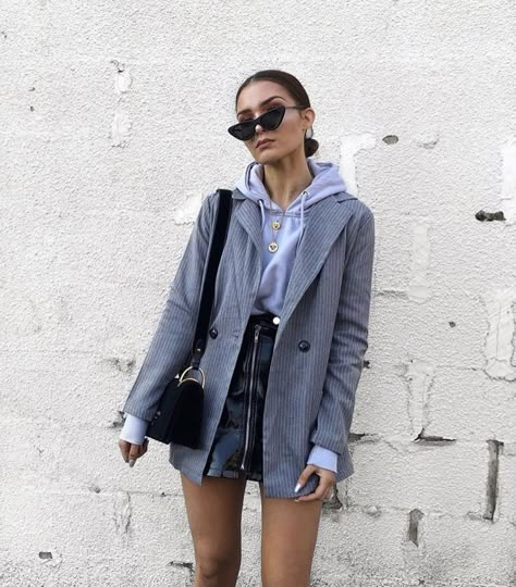 Fall Fashion Coats, Foto Tips, Mode Inspo, 가을 패션, Mode Inspiration, Looks Vintage, Outfits Casuales, Moda Fashion, Black Shorts