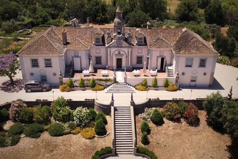 Lisbon Airport, Hot Tub Garden, Country Retreat, Portugal Wedding, Beautiful Inside And Out, Lisbon Portugal, View Map, Historic Homes, Special Places