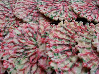 Pizelle Recipe, Pizzelle Cookies, Pizzelle Recipe, Italian Christmas Cookies, Italian Cookie Recipes, Recipe Italian, Italian Christmas, Italian Cookies, Xmas Cookies