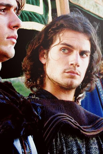 Henry Cavill  ... OMG HIS HAIR!!!!!!!!!!!!!! Young Henry Cavill, Tristan Isolde, Young Henrys, Love Henry, Christian Grey, Sirius Black, Man Of Steel, Henry Cavill, Most Beautiful Man