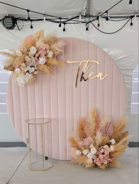 Wall Shelves Diy, Tafel Decor, Wedding Backdrop Design, Shelves Diy, Birthday Party Theme Decorations, Balloon Decorations Party, Wedding Stage, Backdrop Decorations, Wedding Deco