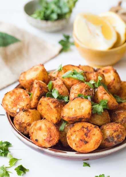 Crispy Spanish Potatoes Wild Rose Detox Recipes, Spanish Potatoes, Medium Recipe, Leafy Green Salads, Gluten Free Potatoes, Anthony William, Medical Medium, Crispy Potatoes, Healing Food