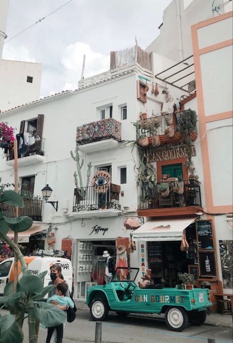 Ibiza Bohemia, Ibiza Art, Ibiza Summer, Future Vision, Preppy Lifestyle, Travel Places, Coastal Living, Summer Aesthetic, Ibiza