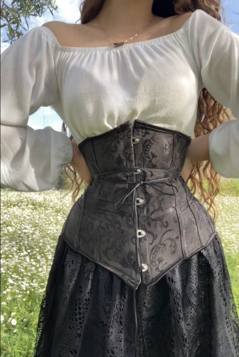 White Pirate Outfit, Corset Cottagecore Outfit, Barmaid Outfit, Corset Dress Aesthetic, Witchy Corset Outfit, Milkmaid Top Outfit, Gothic Summer Corset For Cosplay, Diy Corset Belt Pattern, Assasin Outfits Women