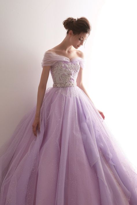 Purple Gown Aesthetic, Lavender Gowns Elegant, Lilac Princess Dress, Lavender Gowns, Lilac Ball Gown, Victorian Ballgown, Debut Gown, Gold Ball Gown, Gown Aesthetic