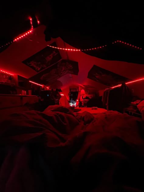 Rooms With Christmas Lights, Red Bedroom Aesthetic Grunge, Aesthetic Boys Room Ideas, Red Black And White Room Ideas Bedrooms, Red Rooms Aesthetic, Dark Rooms Ideas, Red Goth Room, Red Led Room, Comfy House Aesthetic