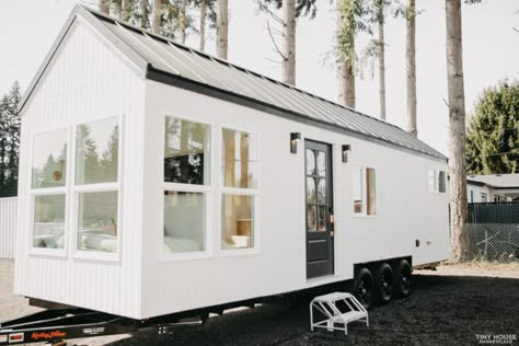 Gorgeous Tiny House with Arches & First Floor Bedroom Tiny House Design Interior, Best Tiny House Designs, House Compound, Cute Tiny House, Tiny Home Floorplan, Tiny Home Designs, Tiny Home Layout, Tiny House Big Living, House Design Interior