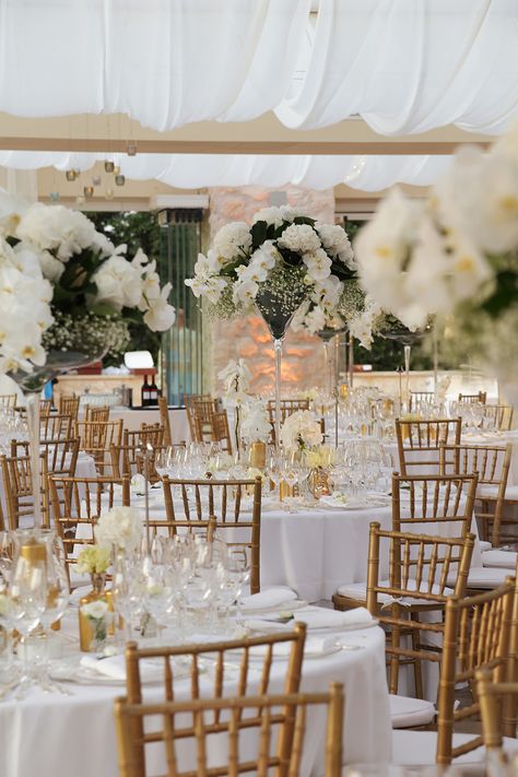 Wedding Scenery Indoors, Daylight Wedding, Wedding Scenery, Wedding View, Summer 2014, Summer Wedding, Beautiful Weddings, Wedding Ideas, Table Decorations