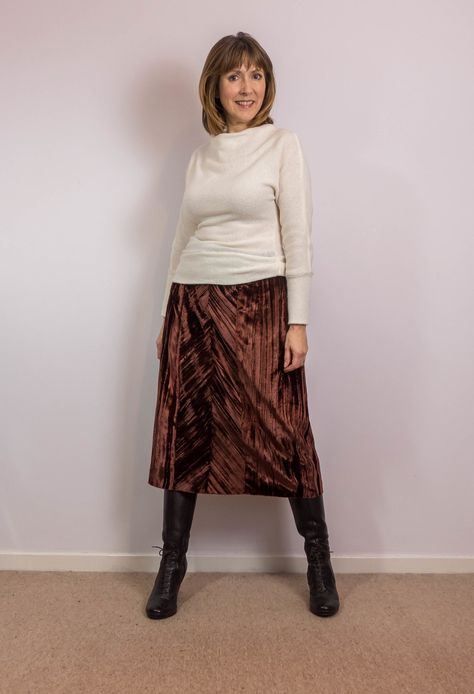 Self-Drafted Copper-Brown Velvet Midi Skirt Velvet Midi Skirt Outfit, Velvet Trend, Velvet Midi Skirt, Midi Skirt Outfit, My Shopping List, Copper Brown, Skirt Trends, Brown Velvet, Stretch Skirt