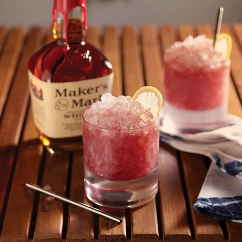 Makers Mark Cocktails, Mixed Drink Recipes, Whisky Sour, Bourbon Cocktail, Bitter Lemon, Bourbon Cocktails, Whiskey Drinks, Mixed Drinks Recipes, Drinks Recipes