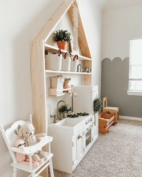 Montessori Infant, Small Playroom, Toddler Kitchen, Living Room Playroom, Baby Playroom, Toddler Playroom, Kids Playroom Decor, Kids Bedroom Inspiration, Playroom Storage