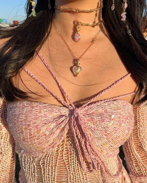 festival fairycore 🧚🏻🌸🫧🎶✨ set @workfrombeachbelike necklaces @nudiamonds • • cute festival outfit, festival outfit, festival outfit inspo, fairy core, princess core, pink outfit, summer fashion, euro summer, festival girl, pinterest aesthetic, pinterest girl, pinterest inspired #coachella #coachella2024 #coachella2024outfit #festivalfashion #festivaloutfits #vacationoutfits #fairycore Pink Coachella Outfit, Pink Festival Outfit, Pink Outfit Summer, Festival Outfit Inspo, Festival Girls, Girl Pinterest, Outfit Festival, Princess Core, Coachella Outfit