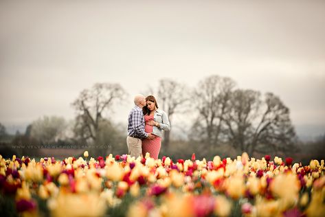 In Full Bloom :: {Oregon, Spring, Tulip, Maternity, Couples Photographer} Tulip Farm Maternity Photoshoot, Maternity Tulip Field, Tulip Photoshoot Photo Ideas Family, Tulip Field Maternity Photoshoot, Tulip Maternity Photoshoot, Oregon Spring, Pregnant Pictures, Spring Family Pictures, Tulip Farm