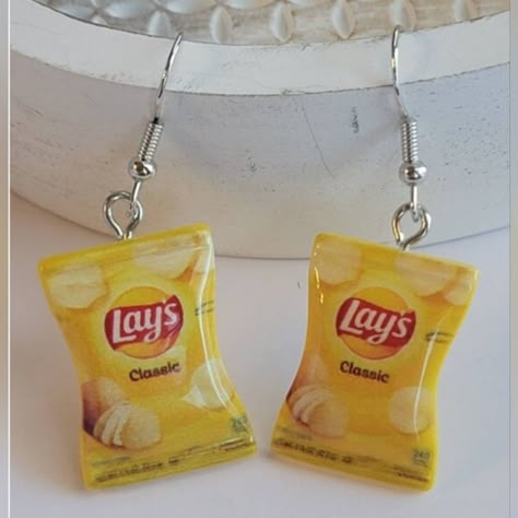 Lays Chip Earrings Bundle With Other Jewlery Thanks For Looking Lays Chip Teacher Earrings Funky Earrings Jewlery Box#529 Mimic Character, Weird Earrings Aesthetic, Wacky Earrings, Slay Clothes, Silly Earrings, Wired Earrings, Earrings Weird, Weird Earrings, Lays Chips