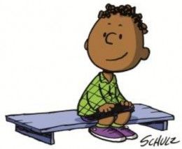 Franklin, the first black kid in the Peanuts comic strip. From "How The Peanuts Comic Strip Got Its First Black Character." Franklin Peanuts, Snoopy Things, Charlie Brown Characters, Peanut Gang, Peanuts Comic Strip, Charles Schulz, Snoopy Images, Peanuts Cartoon, Cartoon Strip