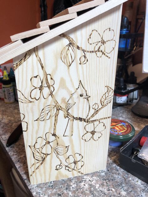 Wood Burn Birdhouse, Woodburning Birdhouses, Wood Burned Birdhouse, Little Wood Projects, Bird Houses Ideas, Wood Burn Designs, Knock On Wood, Wood Burning Ideas, Houses Ideas