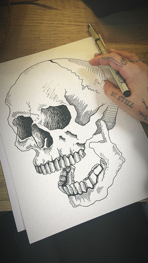 Cross hatched skull Cross Hatching, Skull Drawing, Art Inspo, Humanoid Sketch, Drawings, Art