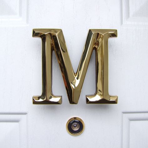 Aesthetic Tumblr Backgrounds, M Monogram, Shop Doors, Room Things, Guru Quotes, Logo Display, Letter Monogram, Door Knocker, Letter M