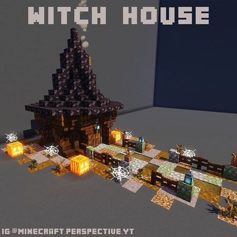 Minecraft Spooky Village, Cute Fall Minecraft Builds, Halloween Themed Minecraft Builds, Minecraft Halloween Village, Halloween Town Minecraft, Spooky Minecraft Ideas, Minecraft Witch Builds, Minecraft Spooky House, Spooky Minecraft House