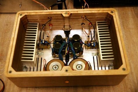 Project | Homebuilt Hi-Fi - A user submitted image showcase of high quality home built hi-fi components. Vga Connector, Diy Audio Projects, Campaign Desk, Stereo Equipment, Valve Amplifier, Diy Amplifier, Audio Amplifiers, Headphone Amp, Audio Room