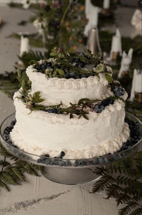 Woodland Cake Wedding, Wedding Cottagecore Dress, Spring Cottagecore Wedding, Wedding Cake Cottagecore, Cottagecore Wedding Reception, Hozier Wedding Aesthetic, Goblin Core Wedding, Cottagecore Elopement, Cottage Core Wedding Cake