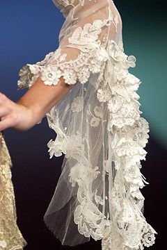 Christian Lacroix Haute Couture, Pola Blus, Haute Couture Details, Vogue India, Pearl And Lace, A Wedding Dress, Couture Details, Linens And Lace, Dior Couture