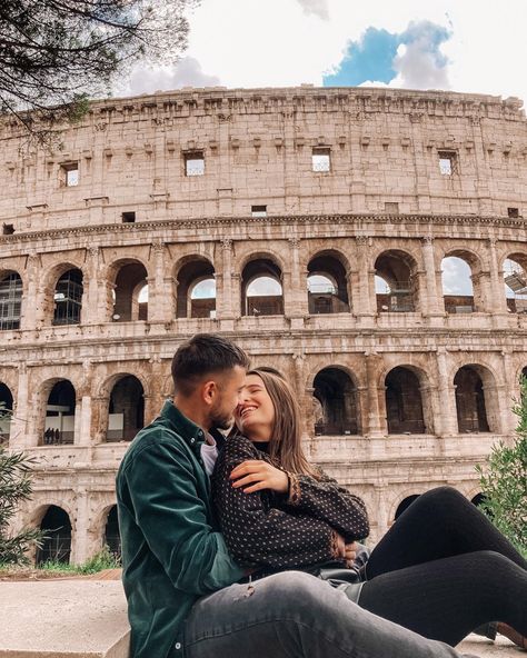 #colosseum #rome #romeitaly #travelcouple #travelinspo #romantic #coupleromantic #italian #travel #traveling #europe #italy #italytrip Rome Couple, Rome Photoshoot, Venice Photoshoot, Venice Photos, Italian Travel, Traveling Europe, Colosseum Rome, Europe Italy, Couple Photoshoot