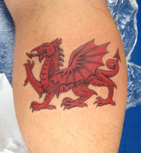 Love this....should I??? uugh cant decide! Welsh Dragon Tattoo, Welsh Tattoo, Wales Dragon, Dragon Head Tattoo, Celtic Dragon Tattoos, Red Dragon Tattoo, Dragon Tattoos For Men, Shamrock Tattoos, Celtic Cross Tattoos