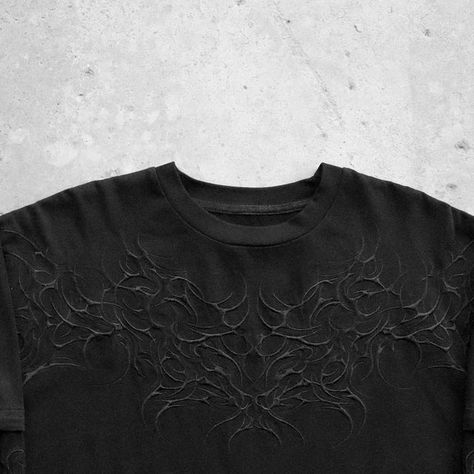 CURSE on Instagram: "“malice” double layer t-shirt
APRIL 26TH @ [6PM EST / 3PM PST]
- Full Embroidery Details On Upper Chest, Back and Sleeves
- Detachable Sleeves By Zipper
- Aged Black
- Fully Cut & Sewn
- True To Size, Size Up For Oversized Fit" Embroideries Designs, Black On Black Embroidery, Men's Tshirt Design, Graphic Clothes, Sleeves Embroidery, Back Embroidery, Detachable Sleeves, Concept Clothing, Gym Fits