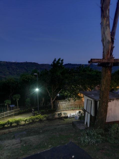 Location - Rizal Antipolo, Bakasyunan Antipolo Rizal, Antipolo, Night View, Cute Couples Kissing, Kissing Couples, Night In, Tree Trunk, Plants, Quick Saves