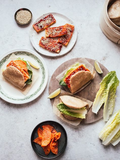 Crispy Gochujang Tofu Bao Buns (vegan) Tofu Bao Buns, Sandwiches Photography, Tofu Bao, Gochujang Tofu, Veg Wraps, Asian Vegan Recipes, Korean Tofu, Steamed Bao, Butternut Squash Chili