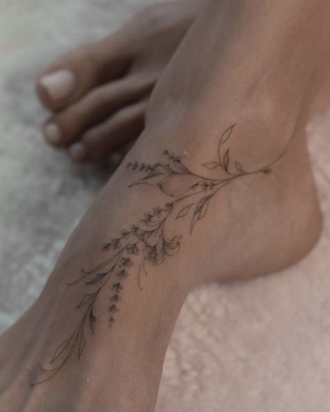 Anastasia Tattoo, Ankle Tattoos For Women, Anklet Tattoos, Mommy Tattoos, Tasteful Tattoos, Petite Tattoos, Small Hand Tattoos, Discreet Tattoos, Subtle Tattoos