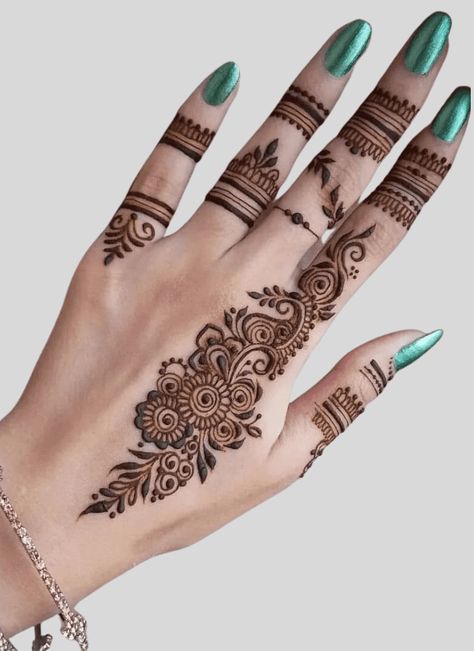 Mehandi Designs For Palm Arabic, Hena Design Hand Front Hand, Inner Palm Henna, Front Palm Mehndi Designs, Mehndi Designs Simple Front Hand, Henna Palm Designs, Mehndi Designs Palm, Simple Henna Designs Hand, Mehndi Design For Beginners