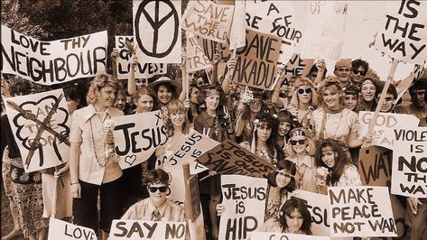 Jesus Freaks 1970s, 70s Christian Aesthetic, Jesus Movement 70s, Hippie Christian Aesthetic, Jesus Revolution Aesthetic, Christian Hippie, Hippie Christian, Jesus Freaks, Jesus Revolution