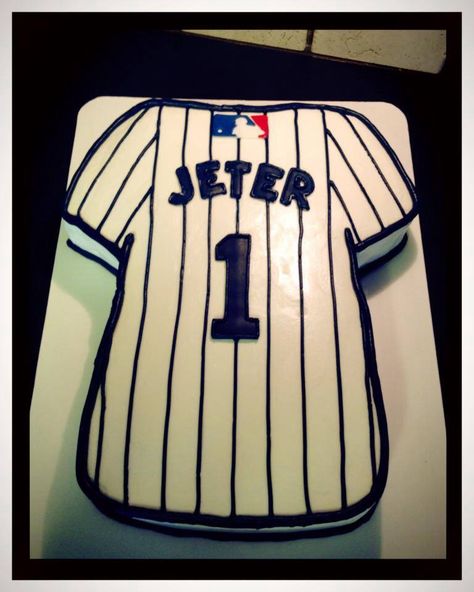 Carved baseball jersey cake for baby Jeter :) Baseball Jersey Cake Ideas, Baseball Jersey Cake, Baseball Party Theme, Yankee Cake, Sports Birthday Cakes, Baseball Cakes, Jersey Cake, Baseball Theme Birthday, Chef Cake