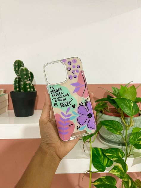 Ideas Para Pintar Tu Funda, Case Drawing, Phone Case Diy Paint, Phone Cover Design, Diy Case, Wall Painting Decor, Diy Yarn Crafts, Art And Craft Videos, Abstract Art Painting Diy