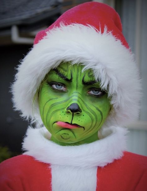 The Grinch Costume, Grinch Dress, Cindy Lou Who Costume, Grinch Costume, Grinch Halloween, Homecoming Spirit Week, Grinch Costumes, Book Character Day, Christmas Dress Up