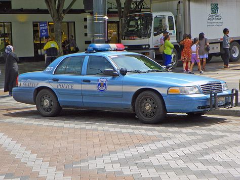 Police Aesthetic, Seattle Police, Police Car Inside, Ford Police Car, Police Car Lights, Unmarked Police Cars, Ford Crown Victoria, Police Vehicles, Crown Victoria