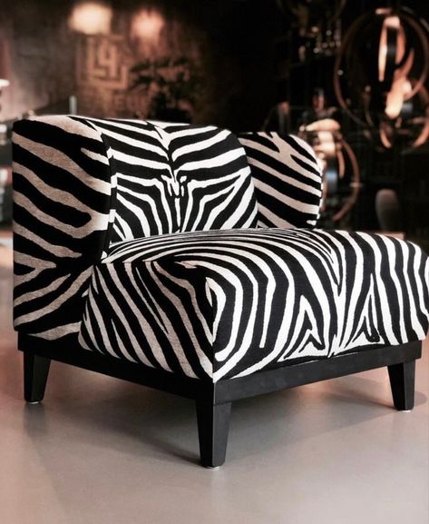 Animal Print Furniture, Hospitality Furniture, Printed Chair, Brew Pub, Sofa Upholstery, Chair Upholstery, Decor Home Living Room, Jodhpur, Rustic Furniture