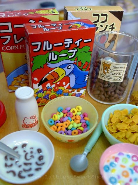 Chocolate Cereal, Accessoires Barbie, Cooking Toys, Barbie Miniatures, Barbie Food, Barbie Doll Set, Cereal Boxes, Diy Doll Miniatures, Fruit Loops